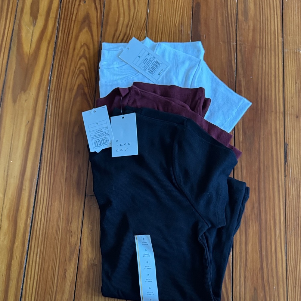 A new day ribbed t shirts NWT